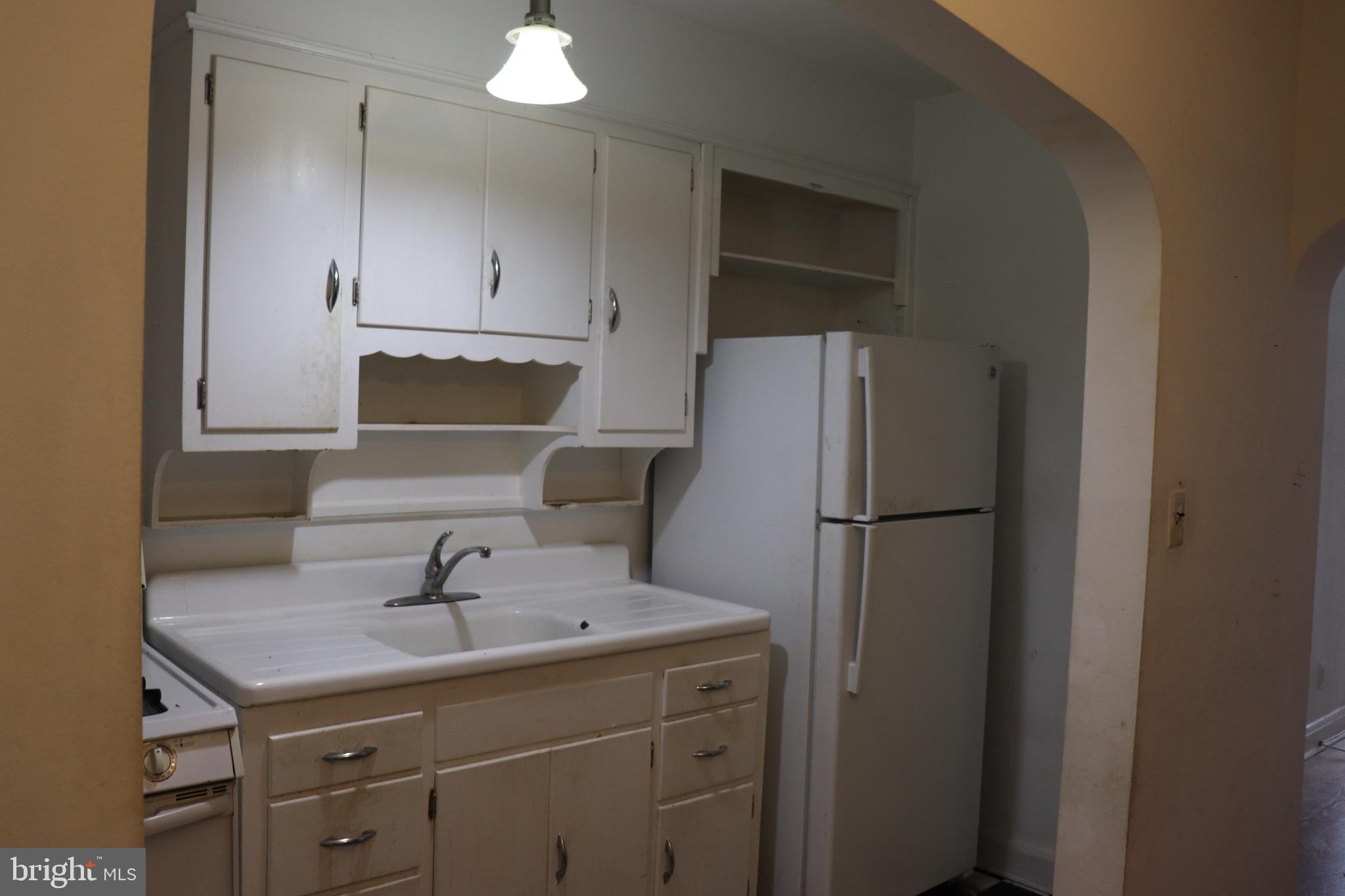 524 Sunset Road Baltimore, MD 21223 - Photo 6 of 13 Gallery Image 6