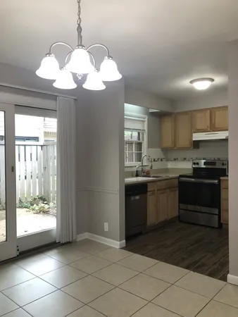 $1,950 | 3000 Hillsboro Pike, Unit 32, Nashville, TN 37215
