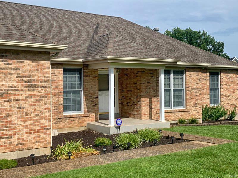 5886 Wells Road St. Louis, MO 63128 - Photo 2 of 40 Gallery Image 2