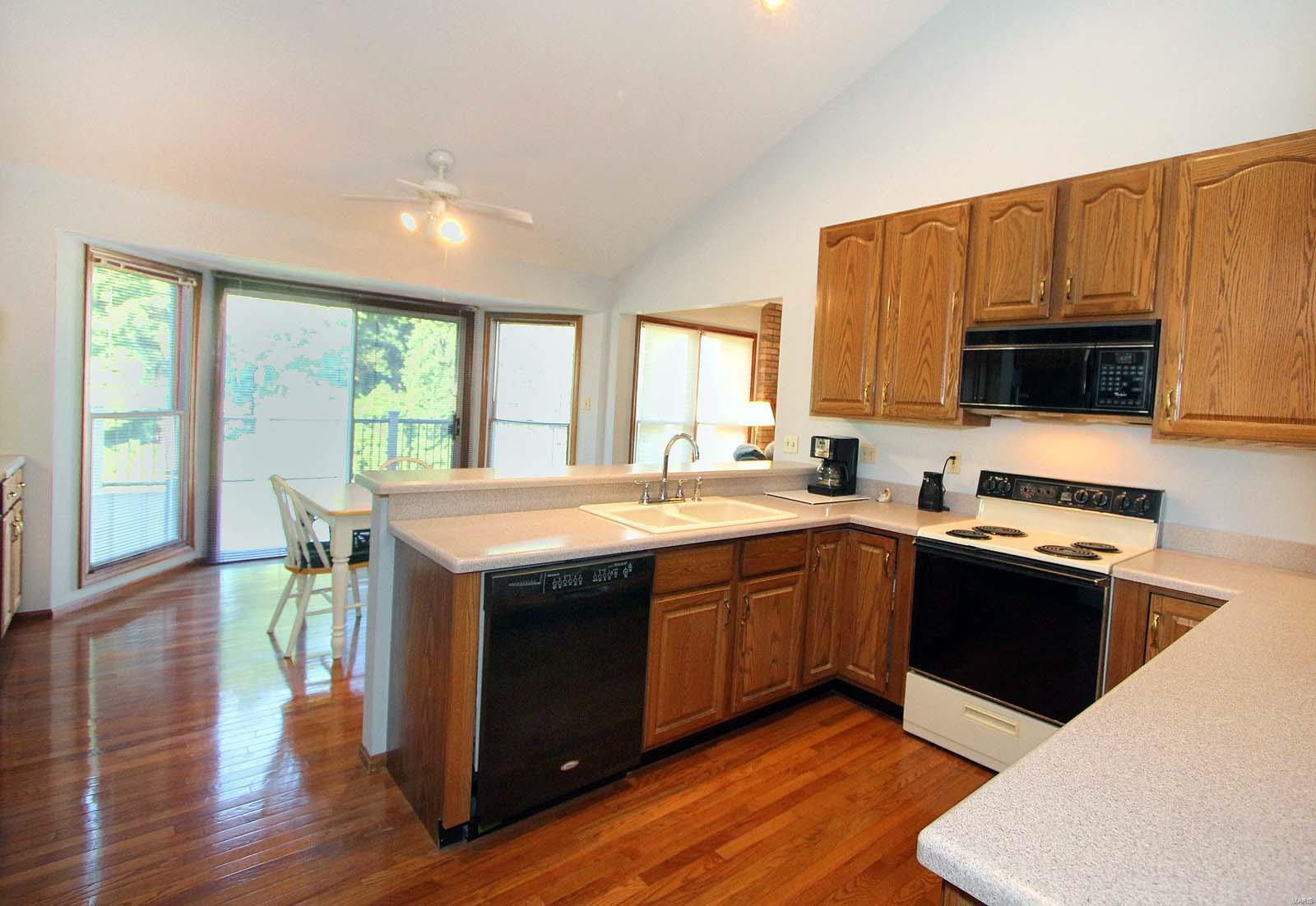 5886 Wells Road St. Louis, MO 63128 - Photo 14 of 40 Gallery Image 14