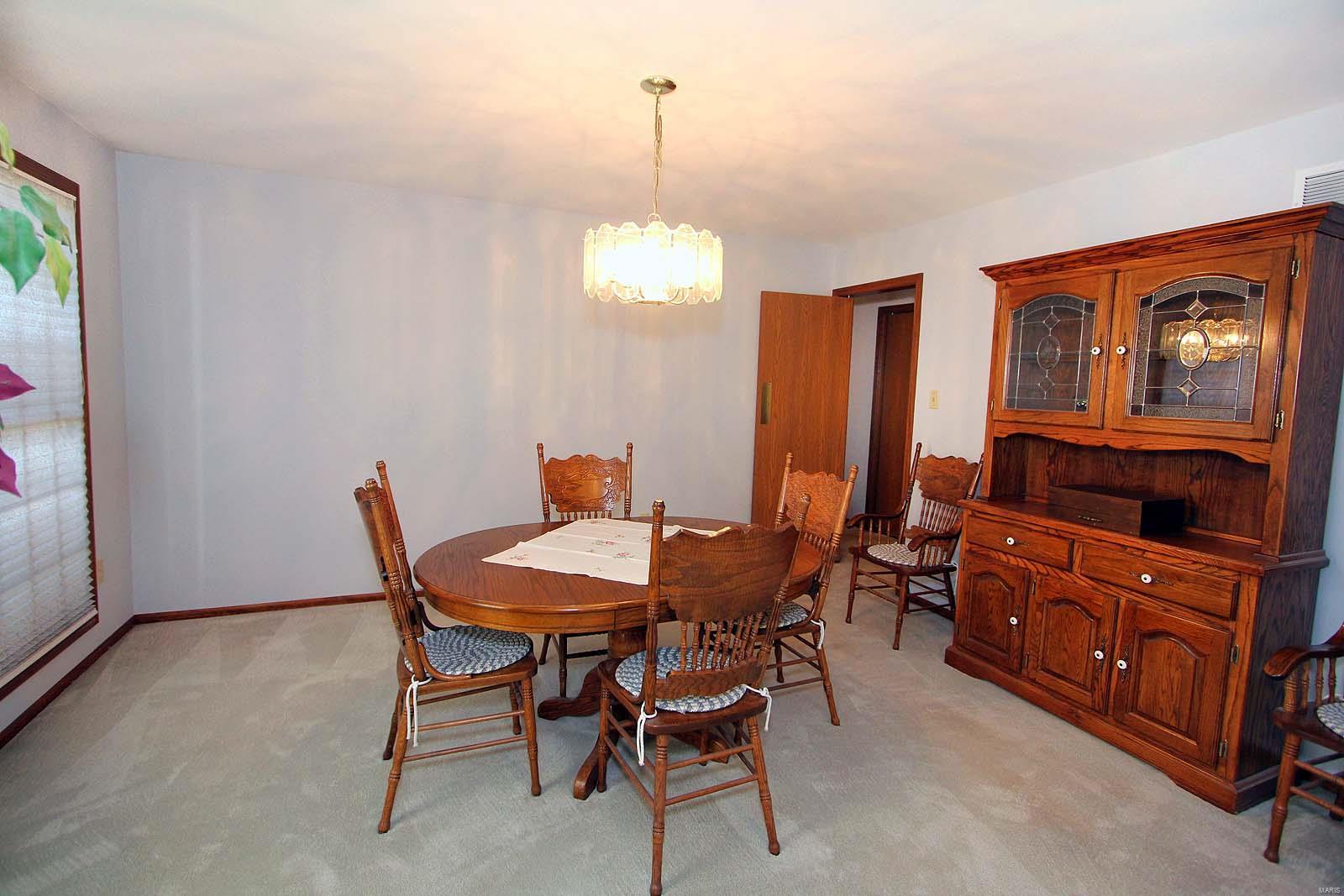 5886 Wells Road St. Louis, MO 63128 - Photo 16 of 40 Gallery Image 16