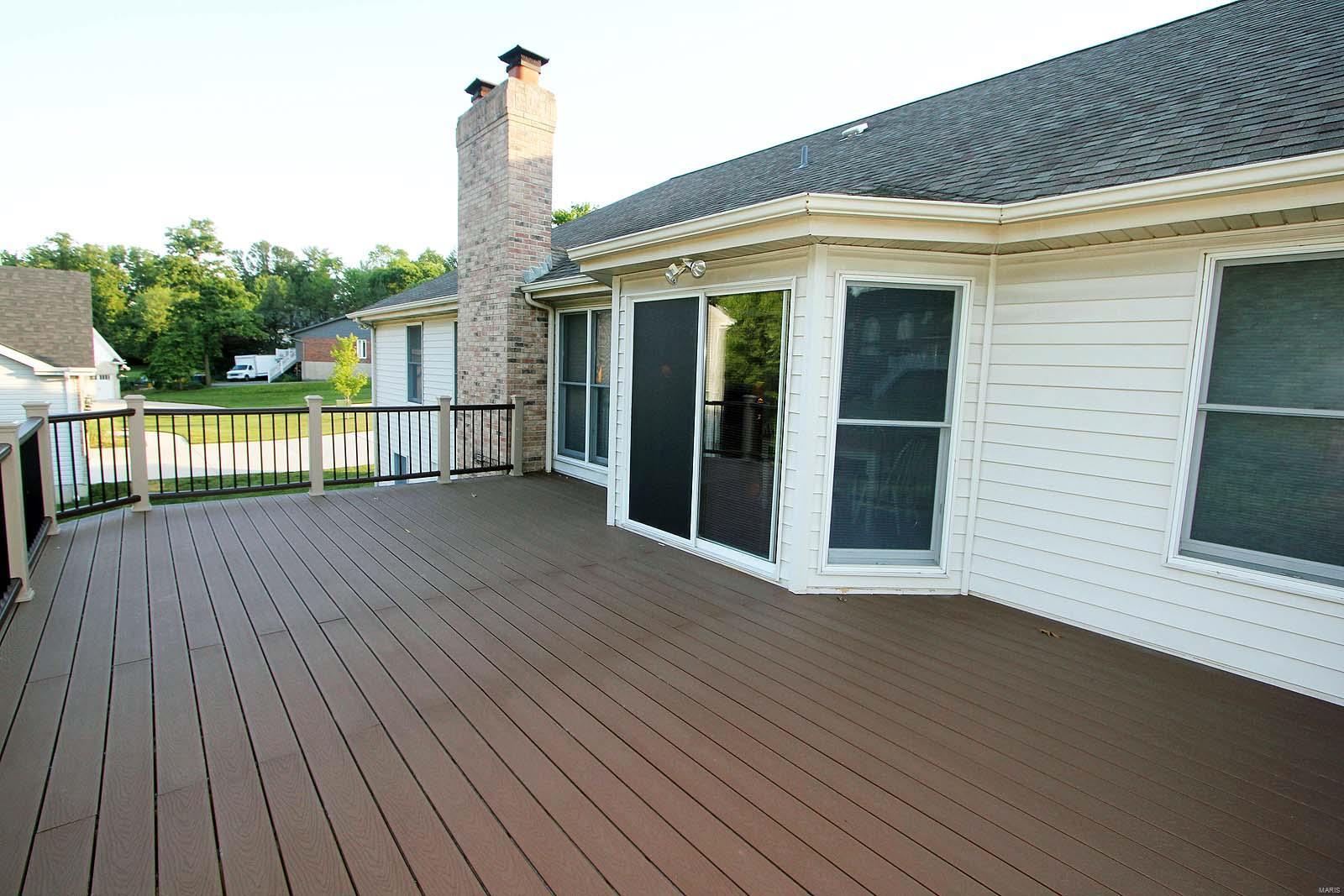 5886 Wells Road St. Louis, MO 63128 - Photo 3 of 40 Gallery Image 3