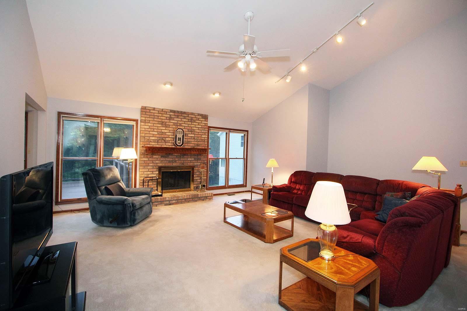 5886 Wells Road St. Louis, MO 63128 - Photo 6 of 40 Gallery Image 6