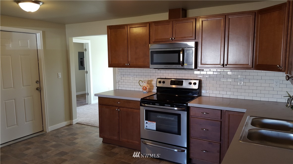 12 Rips Lane Southwest Lakewood, WA 98499 - Photo 10 of 25