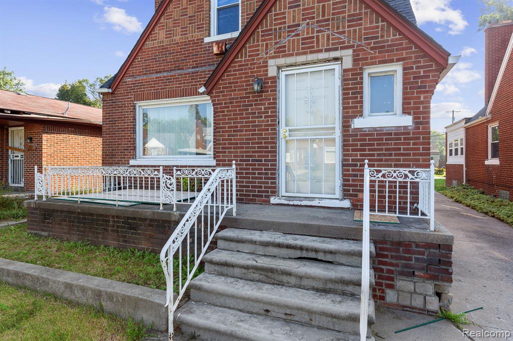 9534 Rutland Street Detroit, MI 48227 - Photo 2 of 31