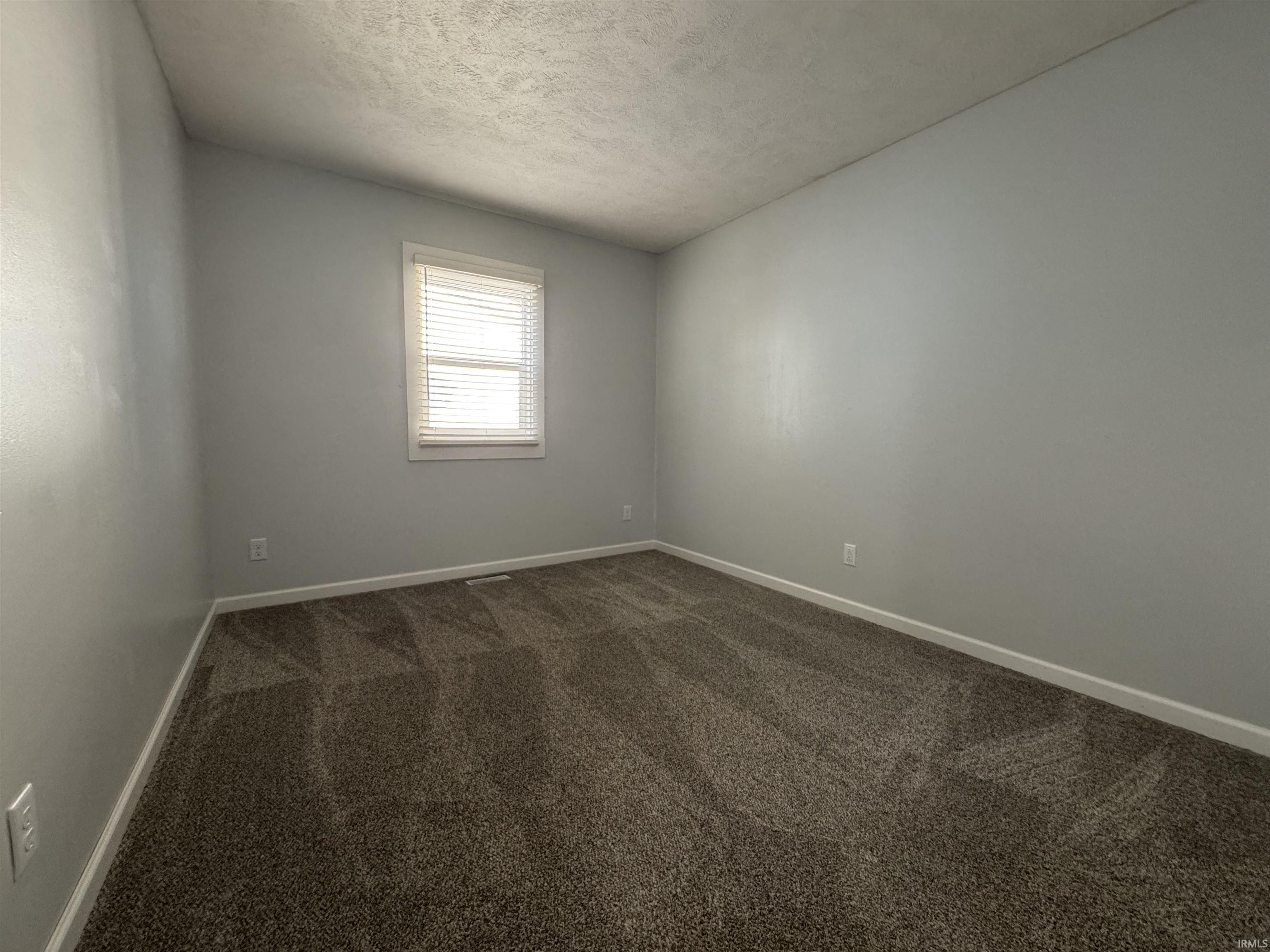 56322 Elder Road Mishawaka, IN 46545 - Photo 7 of 16 Gallery Image 7