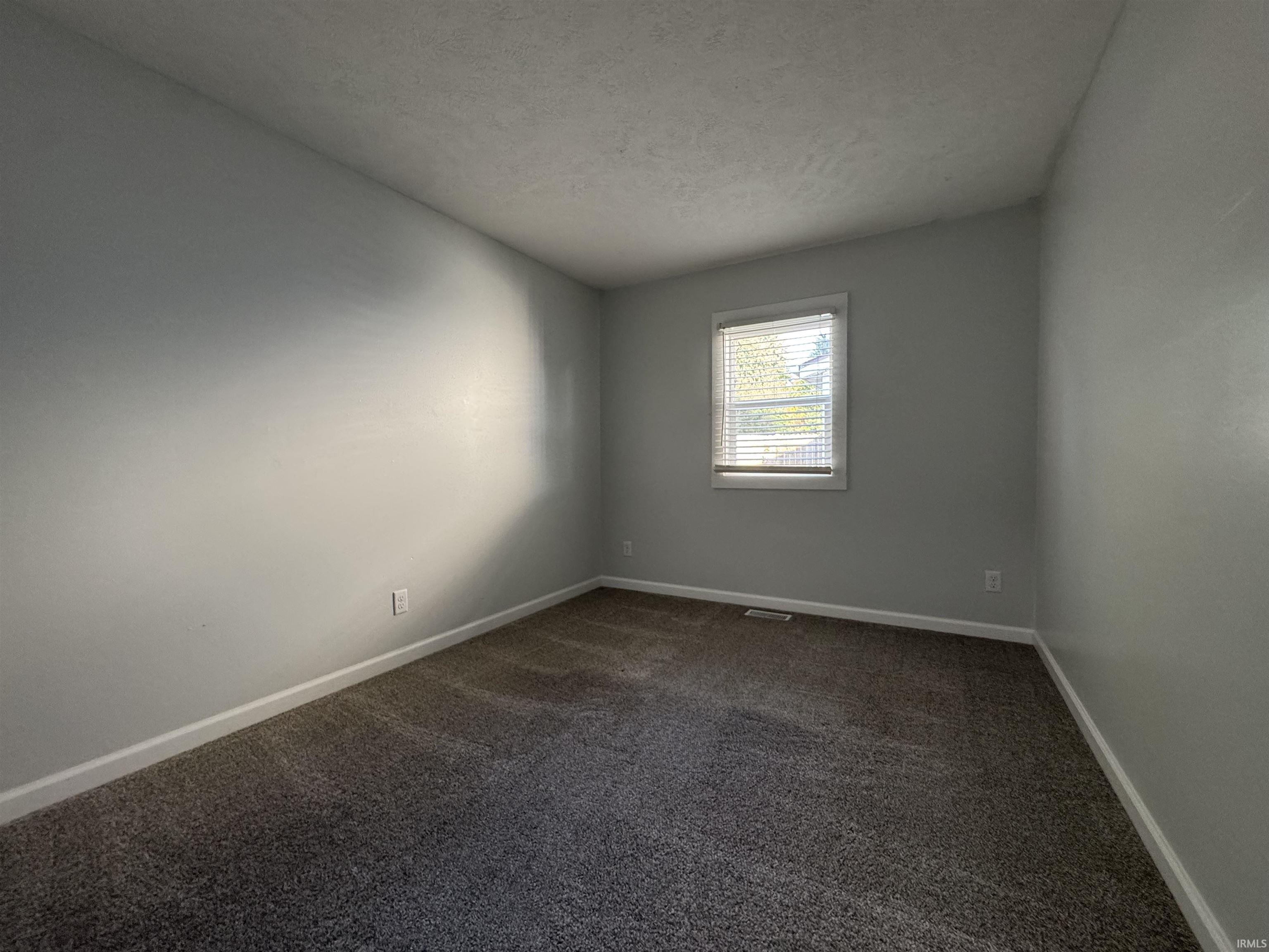 56322 Elder Road Mishawaka, IN 46545 - Photo 10 of 16 Gallery Image 10