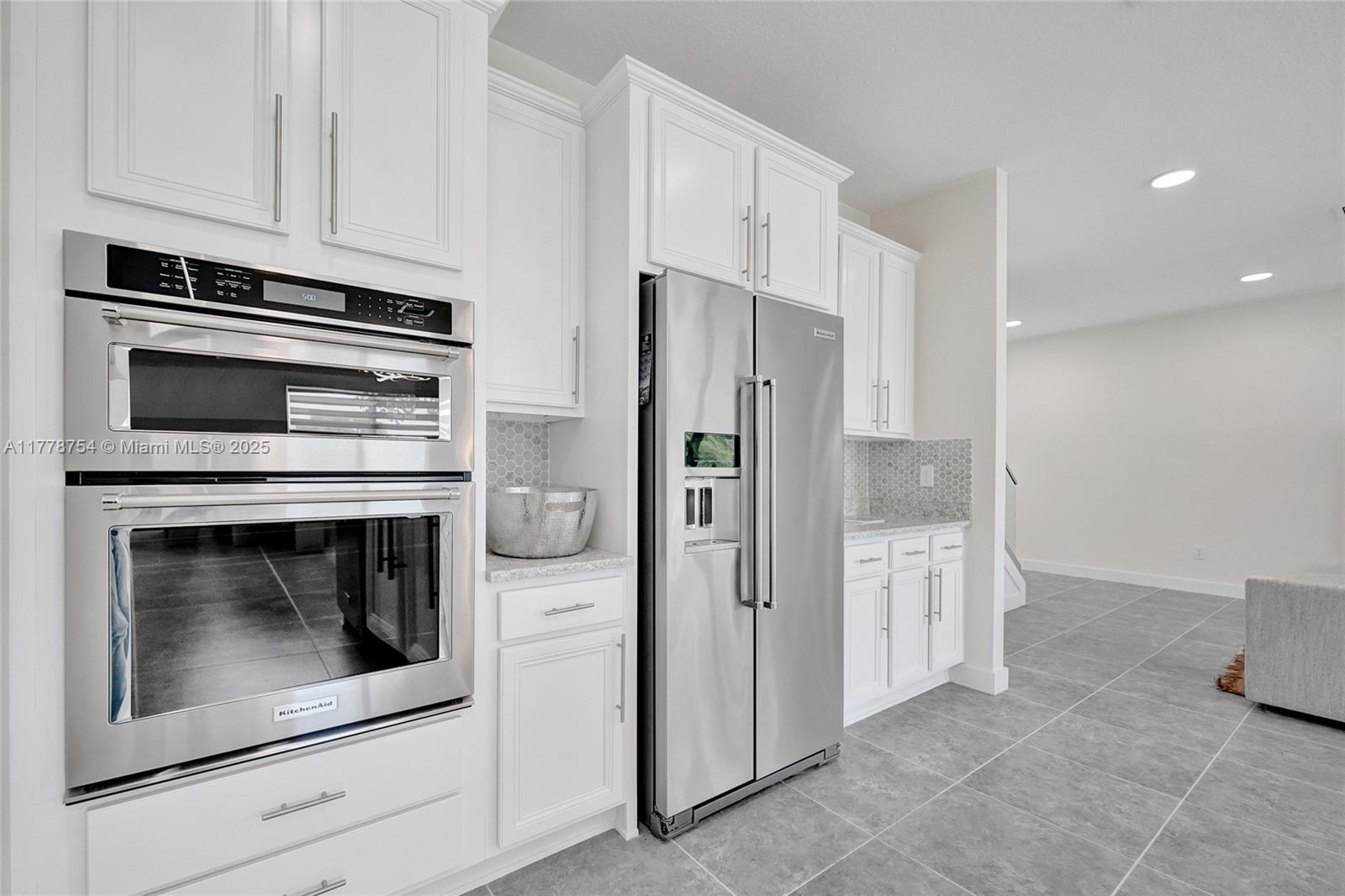 1348 Silk Oak Drive Hollywood, FL 33021 - Photo 23 of 100