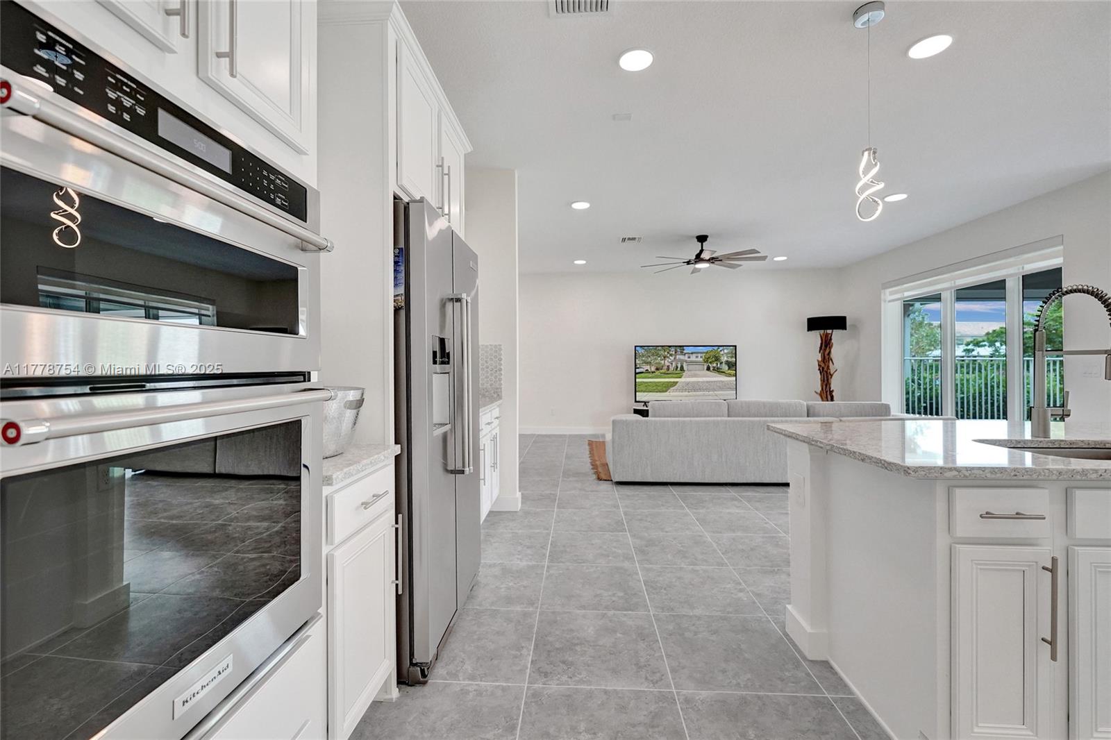 1348 Silk Oak Drive Hollywood, FL 33021 - Photo 24 of 100