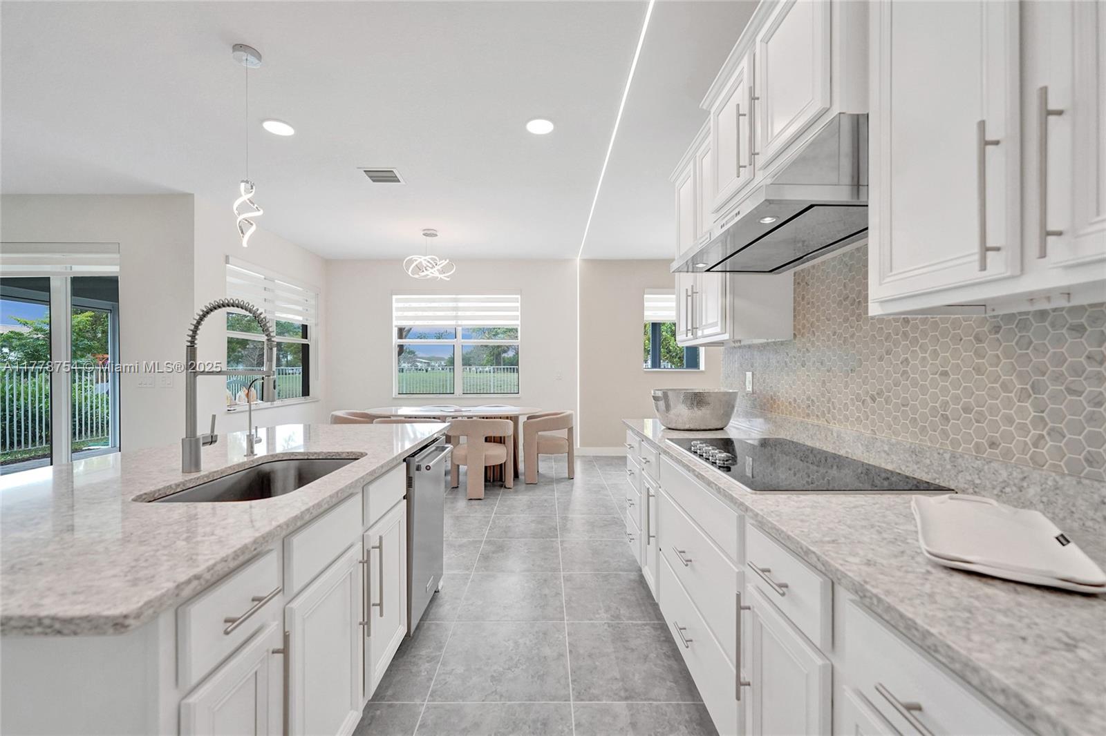 1348 Silk Oak Drive Hollywood, FL 33021 - Photo 26 of 100