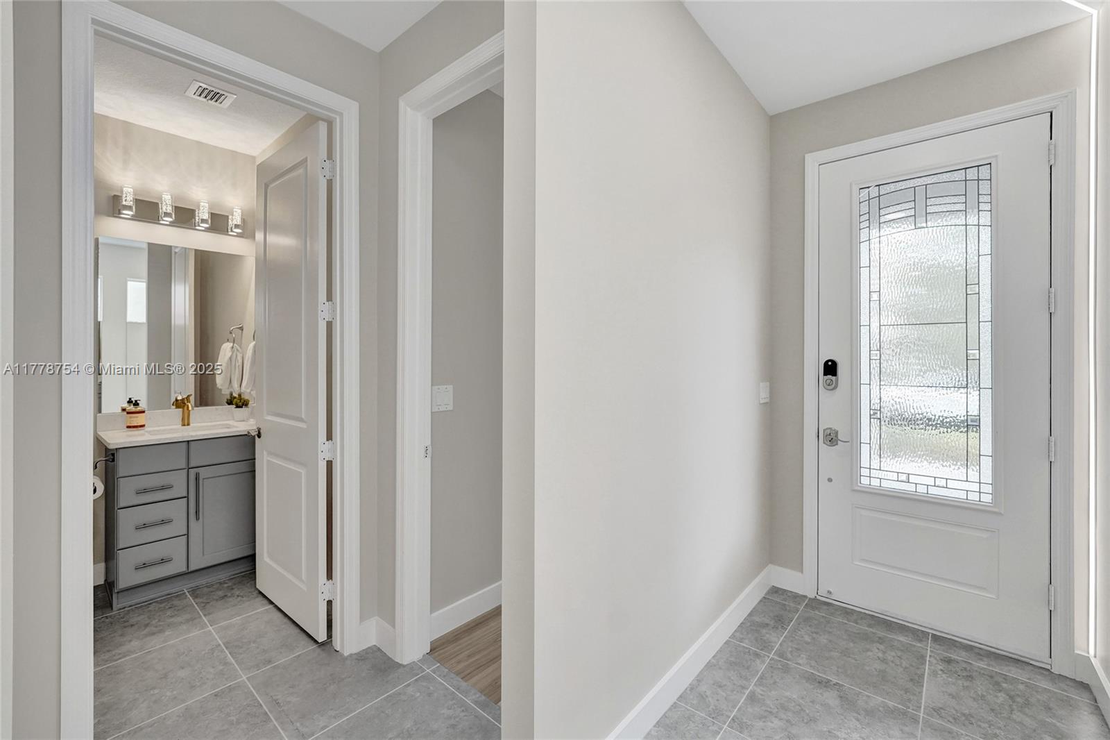 1348 Silk Oak Drive Hollywood, FL 33021 - Photo 3 of 100