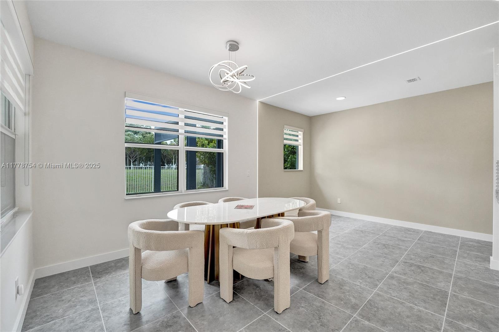 1348 Silk Oak Drive Hollywood, FL 33021 - Photo 35 of 100