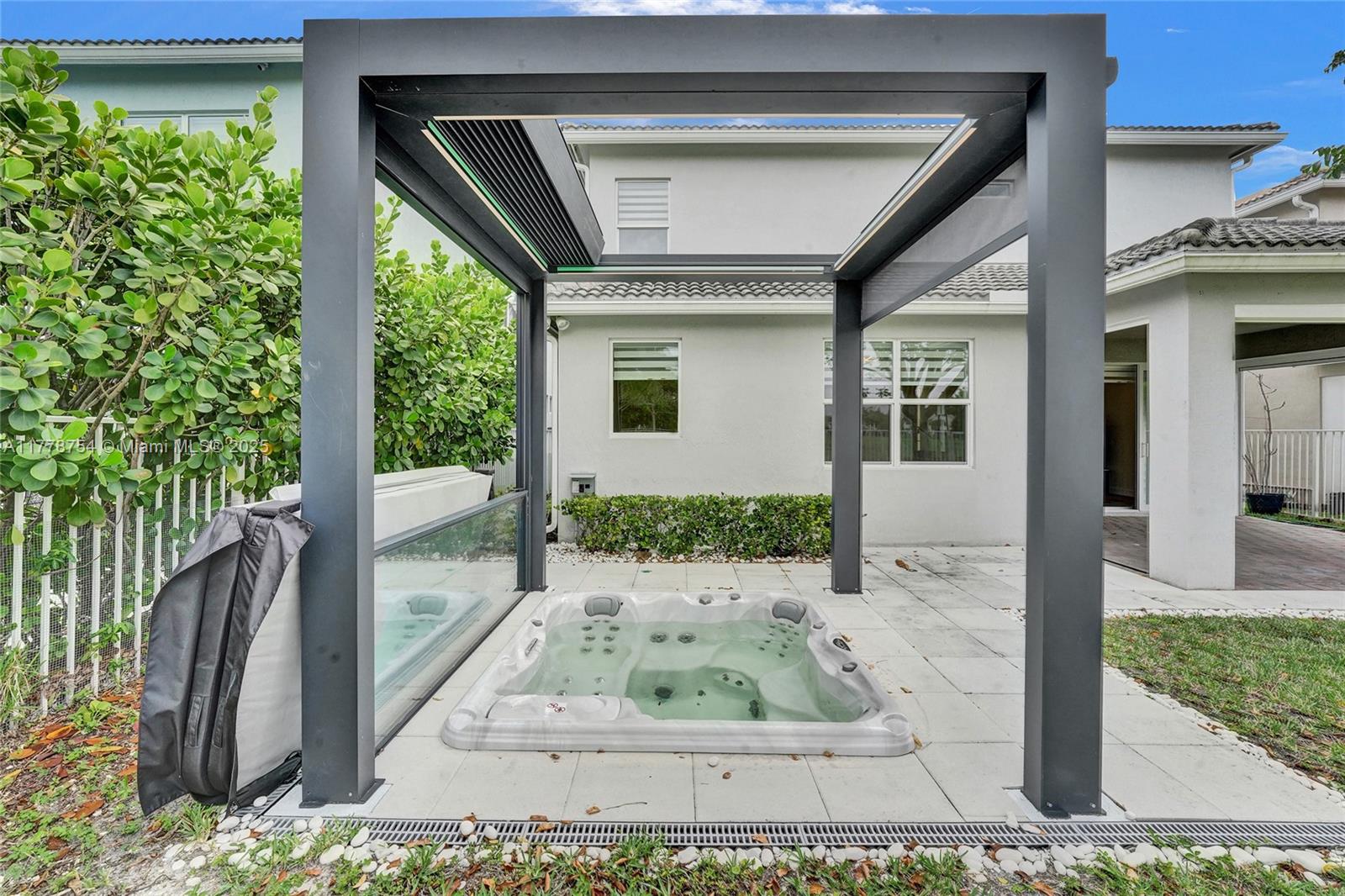 1348 Silk Oak Drive Hollywood, FL 33021 - Photo 76 of 100