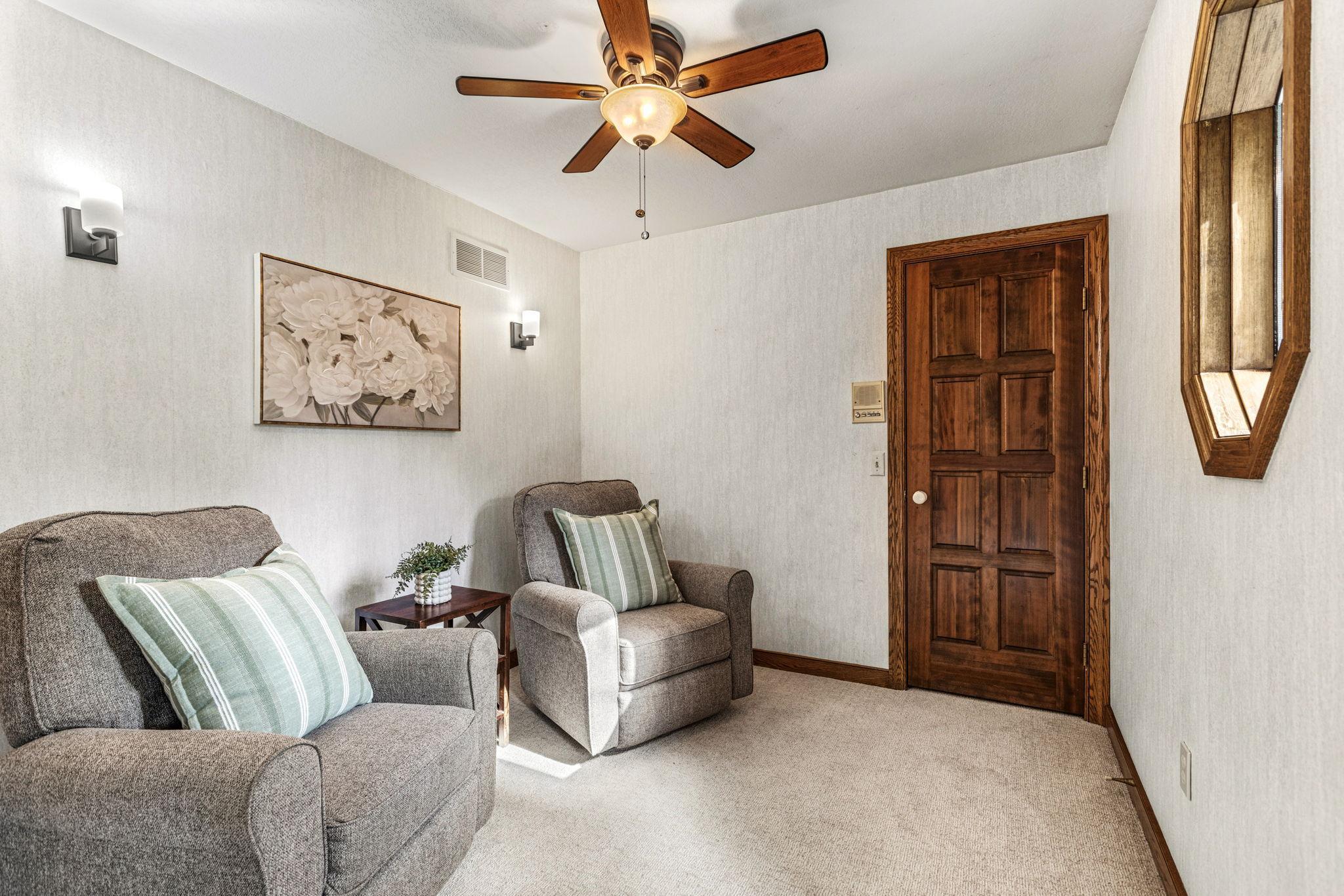 13620 Gurney Path Apple Valley, MN 55124 - Photo 26 of 53