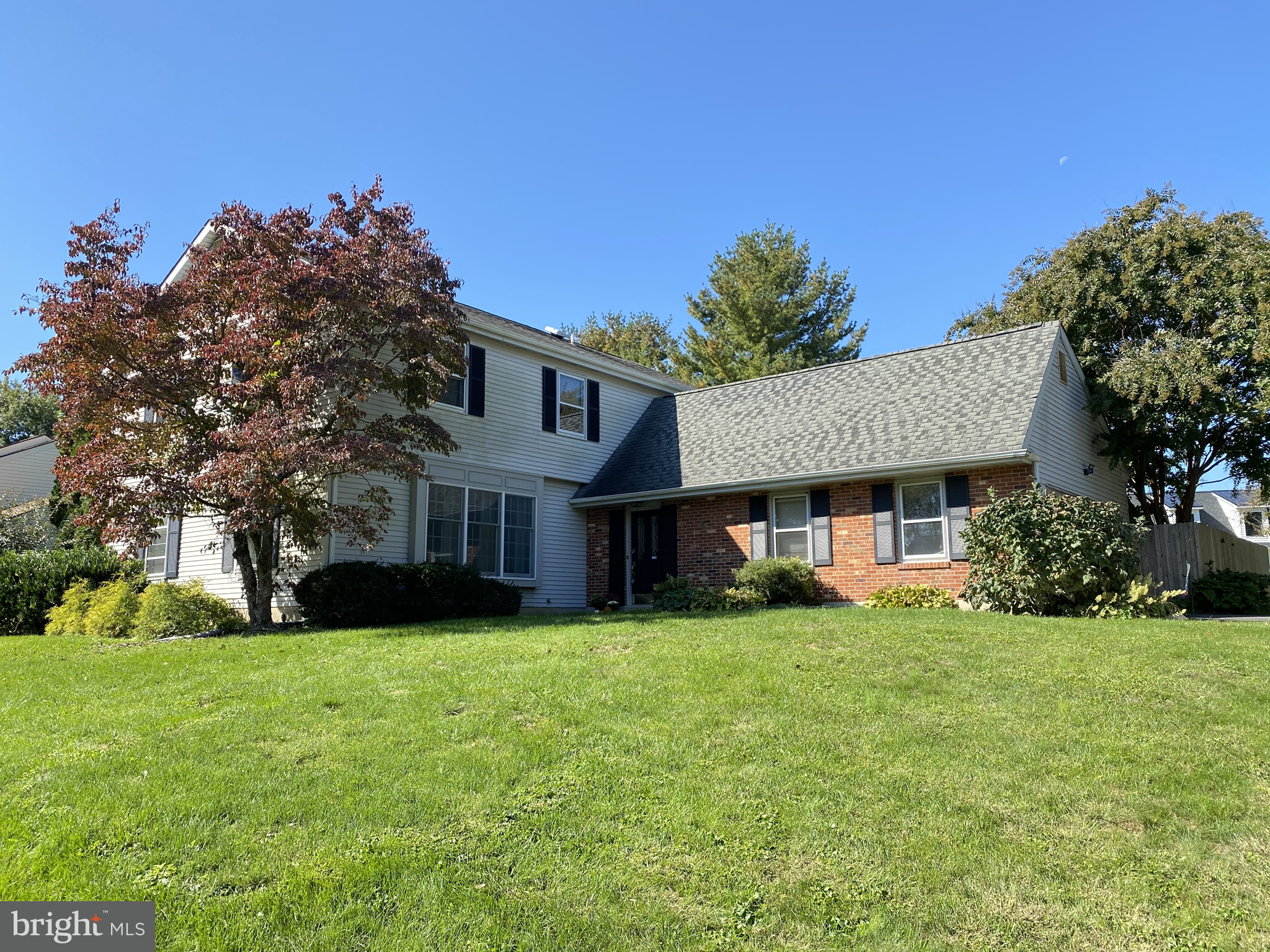 6 Kenwick Road Hockessin, DE 19707 - Photo 1 of 28 Lovely Hockessin Colonial