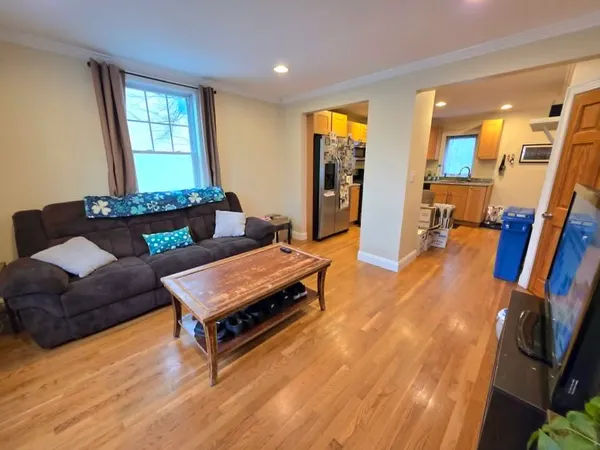 $2,700 | 41 Gould Street, Unit 41, Melrose, MA 02176