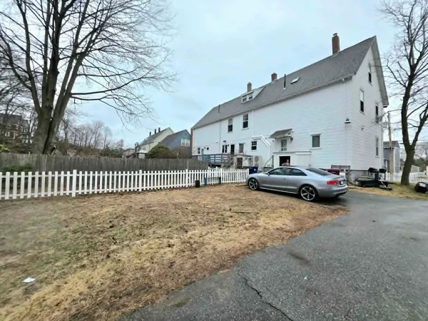 $2,700 | 41 Gould Street, Unit 41, Melrose, MA 02176