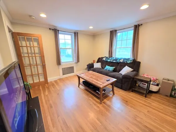 $2,700 | 41 Gould Street, Unit 41, Melrose, MA 02176