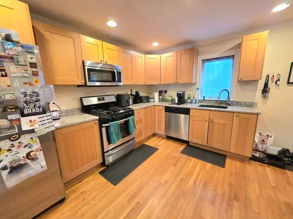 $2,700 | 41 Gould Street, Unit 41, Melrose, MA 02176