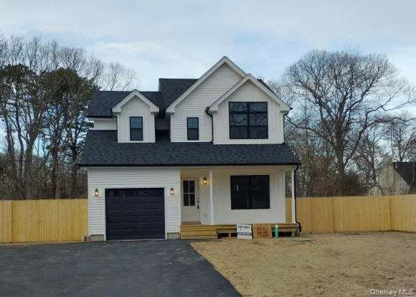 $669,000 | 43 Shirley Lane, Medford, NY 11763