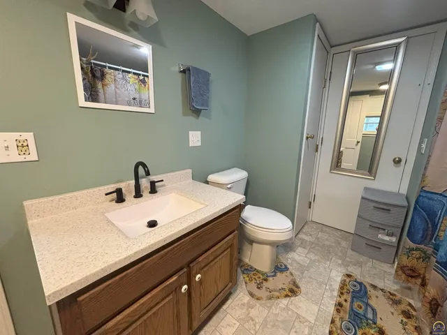 $179,900 | 401 West 5th Street, Waverly, KS 66871