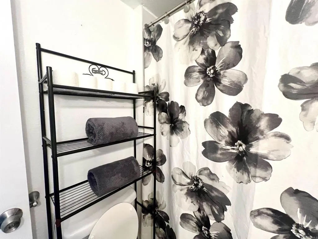 10707 Jamacha Spring Valley, Unit 72 Spring Valley, CA 91978 - Photo 13 of 18 a view of entryway