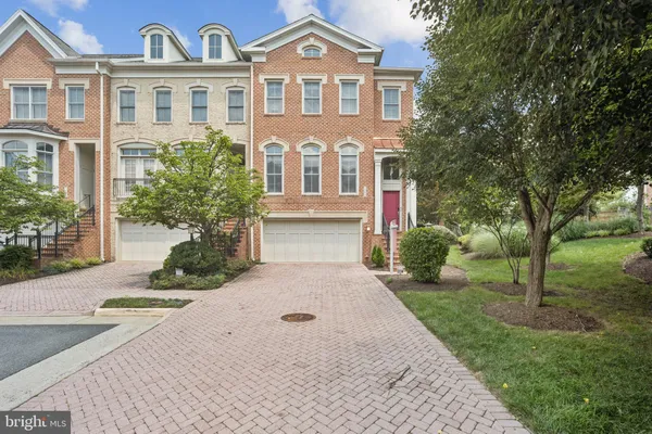 $6,199 | 7000 Eastern Red Cedar Lane, McLean, VA 22101