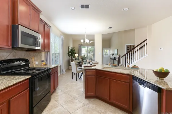 $1,950 | 213 Elisabeth Run, San Antonio, TX 78253