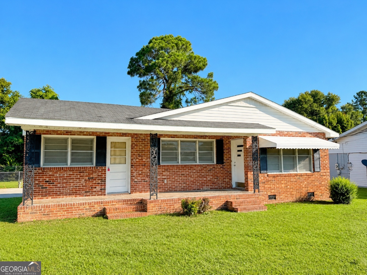 2021 Tebeau Street Waycross, GA 31501 - Photo 1 of 19