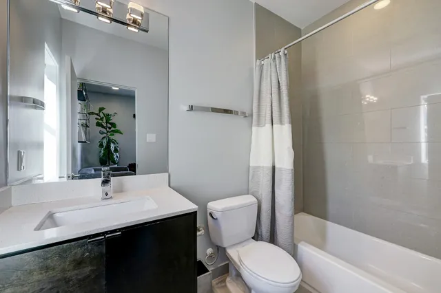 $3,950 | 1401 Fairview Street, Unit A, Houston, TX 77006