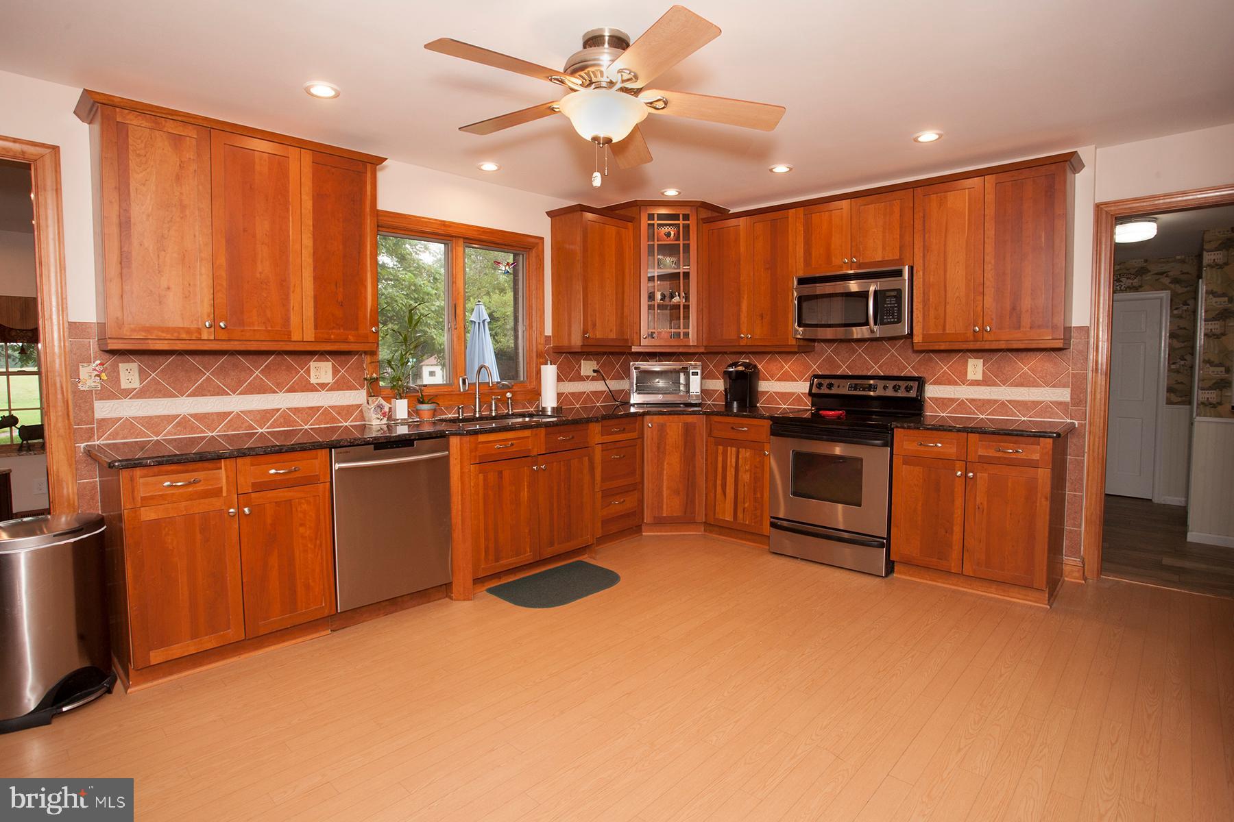 610 McKendimen Road Medford, NJ 08055 - Photo 7 of 29 Gallery Image 7