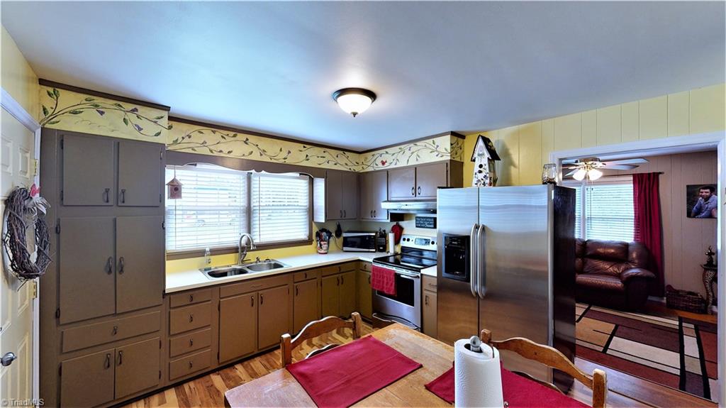 800 East Fairfield Road High Point, NC 27263 - Photo 3 of 15 Gallery Image 3