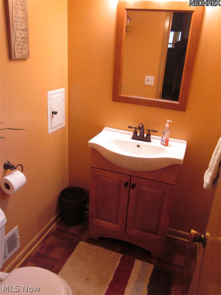 5746 Turney Road Garfield Heights, OH 44125 - Photo 10 of 13