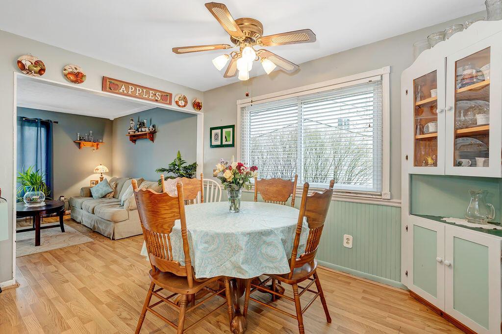 8581 Canyon Cove Road Galloway, OH 43119 - Photo 11 of 45 6-DiningRoom