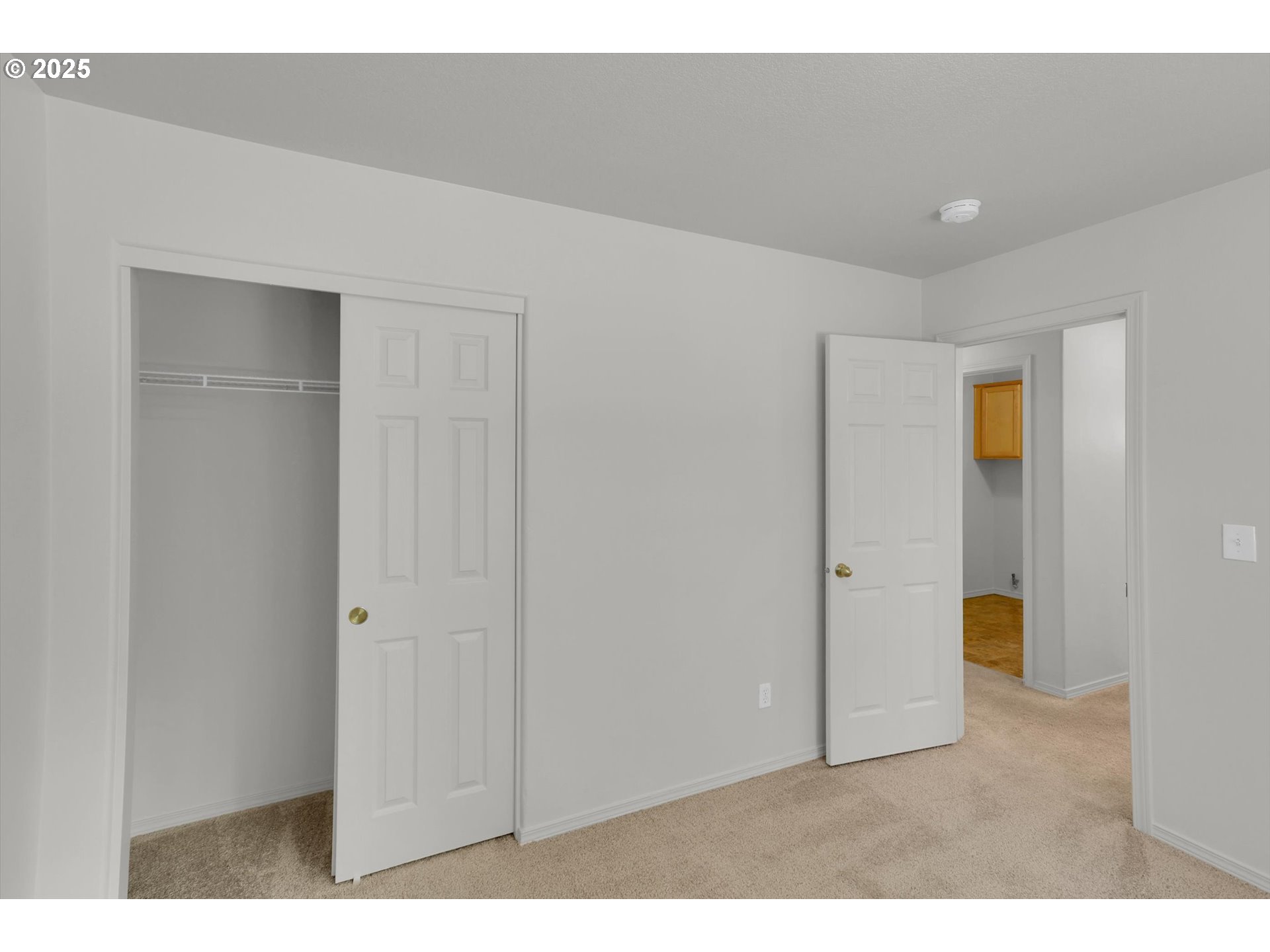 4537 Southeast Davis Road Hillsboro, OR 97123 - Photo 16 of 25 Gallery Image 16