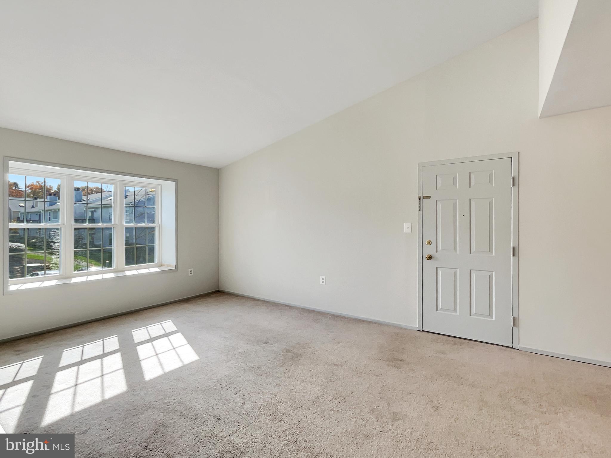 7804 Harrowgate Circle, Unit D Springfield, VA 22152 - Photo 18 of 33 Gallery Image 18