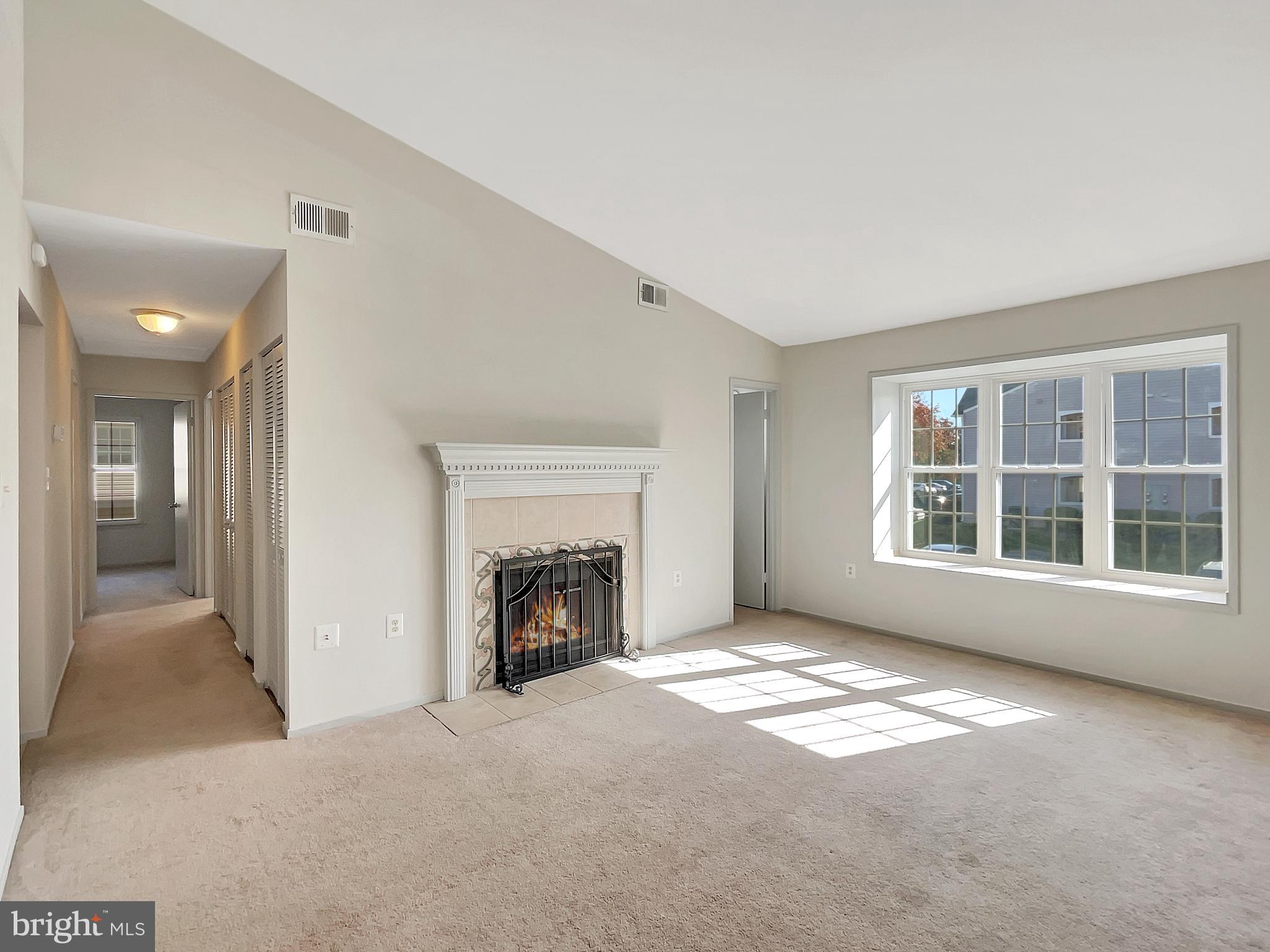7804 Harrowgate Circle, Unit D Springfield, VA 22152 - Photo 27 of 33 Gallery Image 27