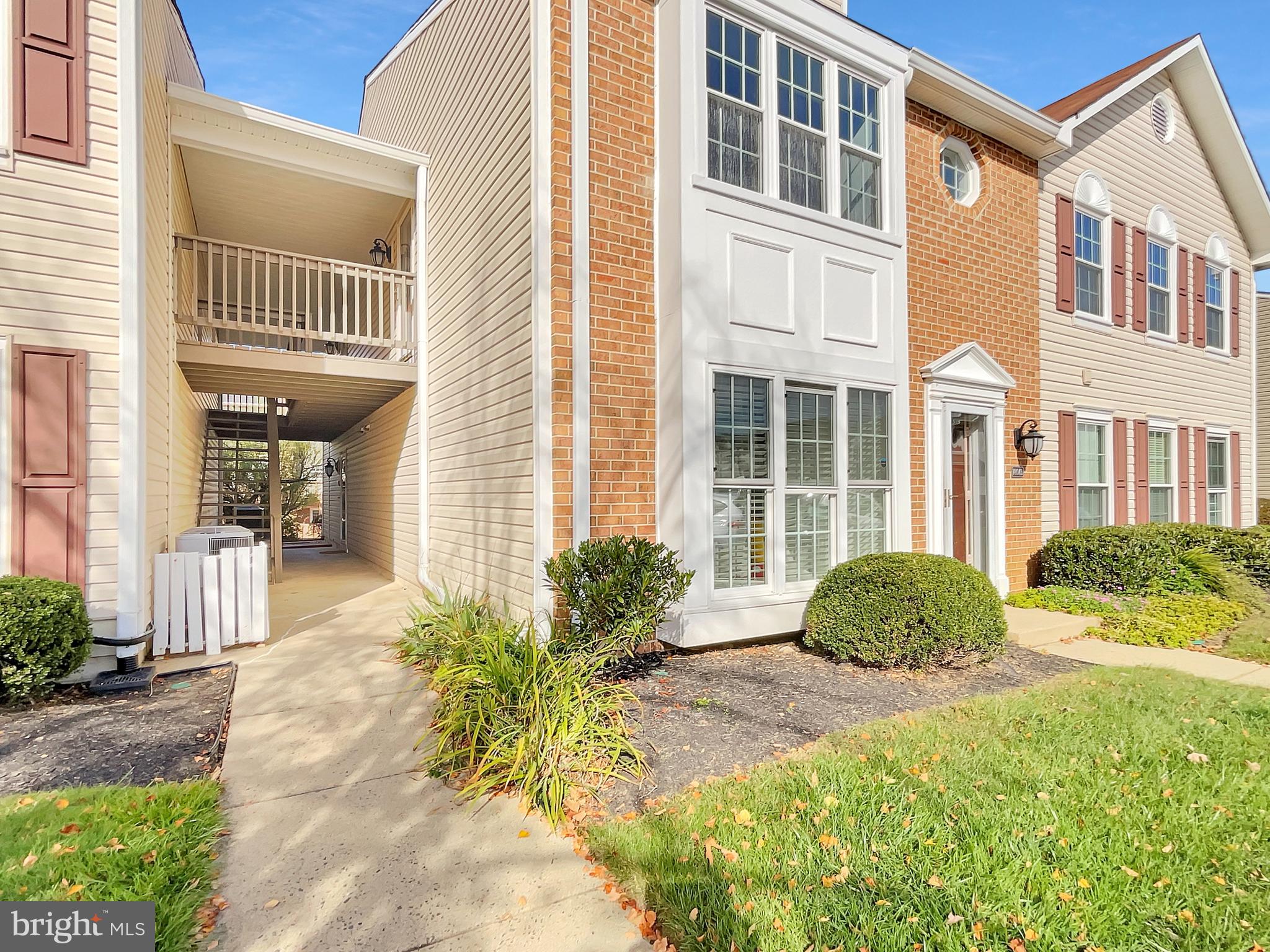 7804 Harrowgate Circle, Unit D Springfield, VA 22152 - Photo 30 of 33 Gallery Image 30