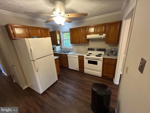 $364,000 | 356 Clubhouse Drive, Lusby, MD 20657