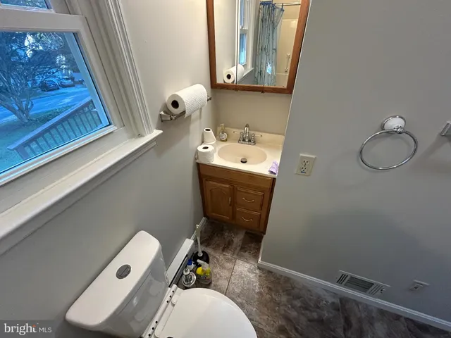 $364,000 | 356 Clubhouse Drive, Lusby, MD 20657