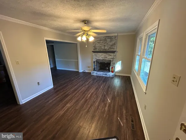 $364,000 | 356 Clubhouse Drive, Lusby, MD 20657