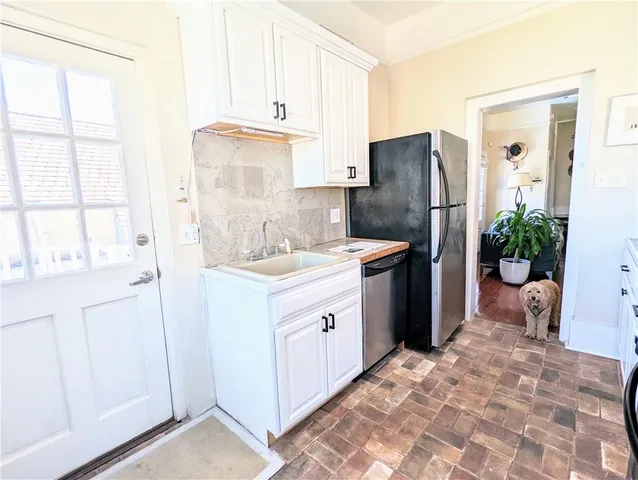 $1,800 | 1323 Esplanade Avenue, Unit D, New Orleans, LA 70116