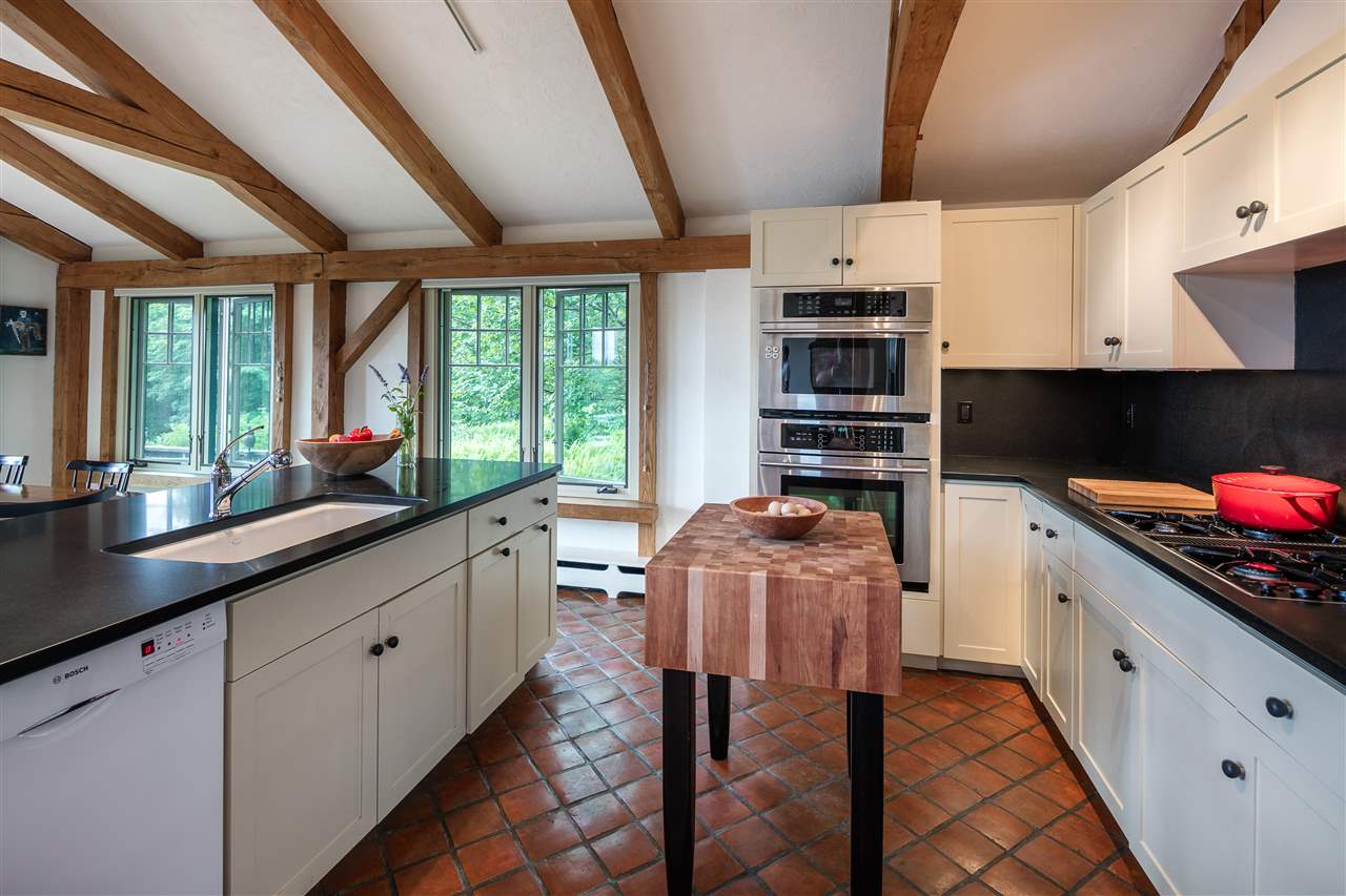 1306 Lakota Road Barnard, VT 05091 - Photo 11 of 40