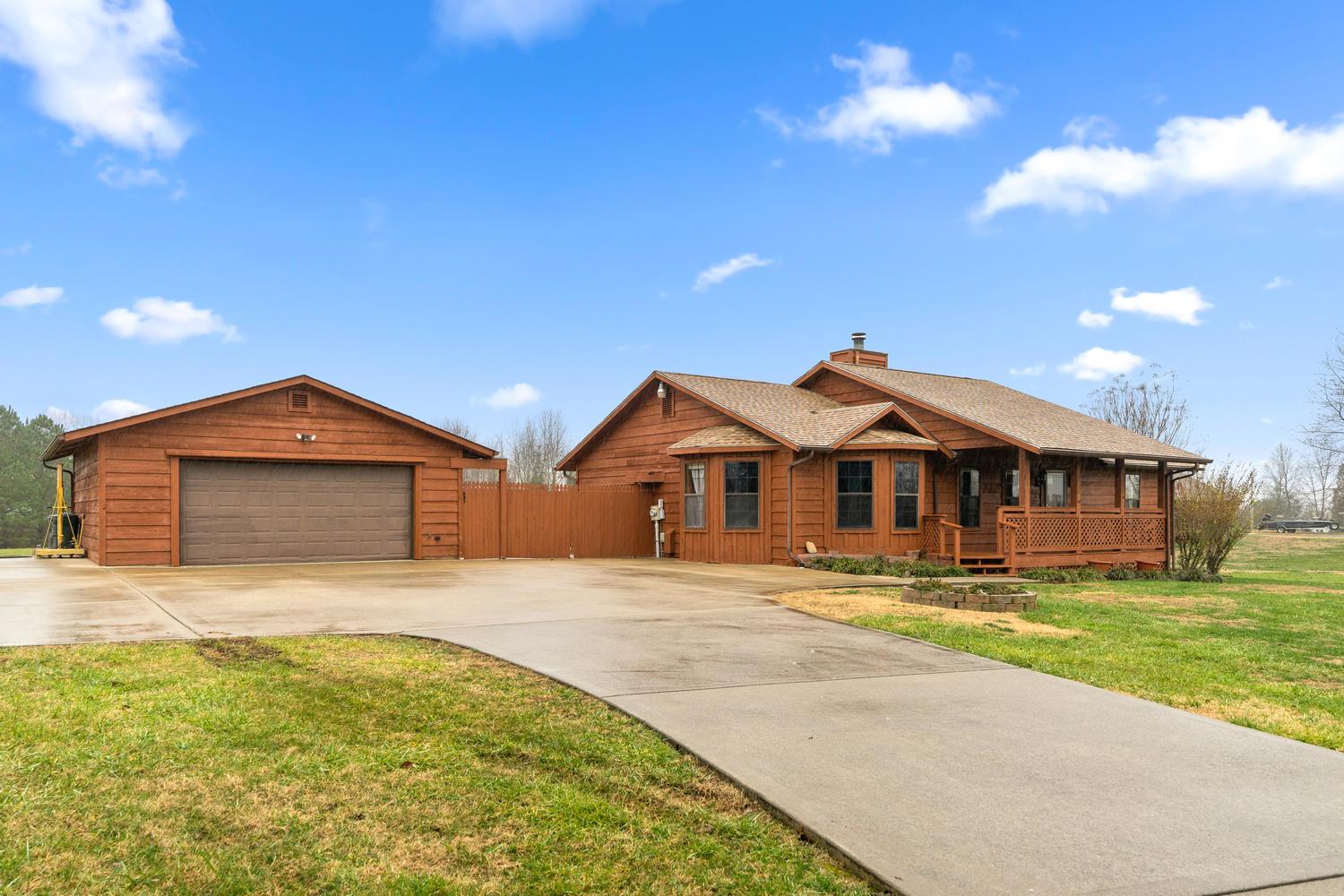 2450 Toler Road Woodlawn, TN 37191 - Photo 2 of 28 Gallery Image 2