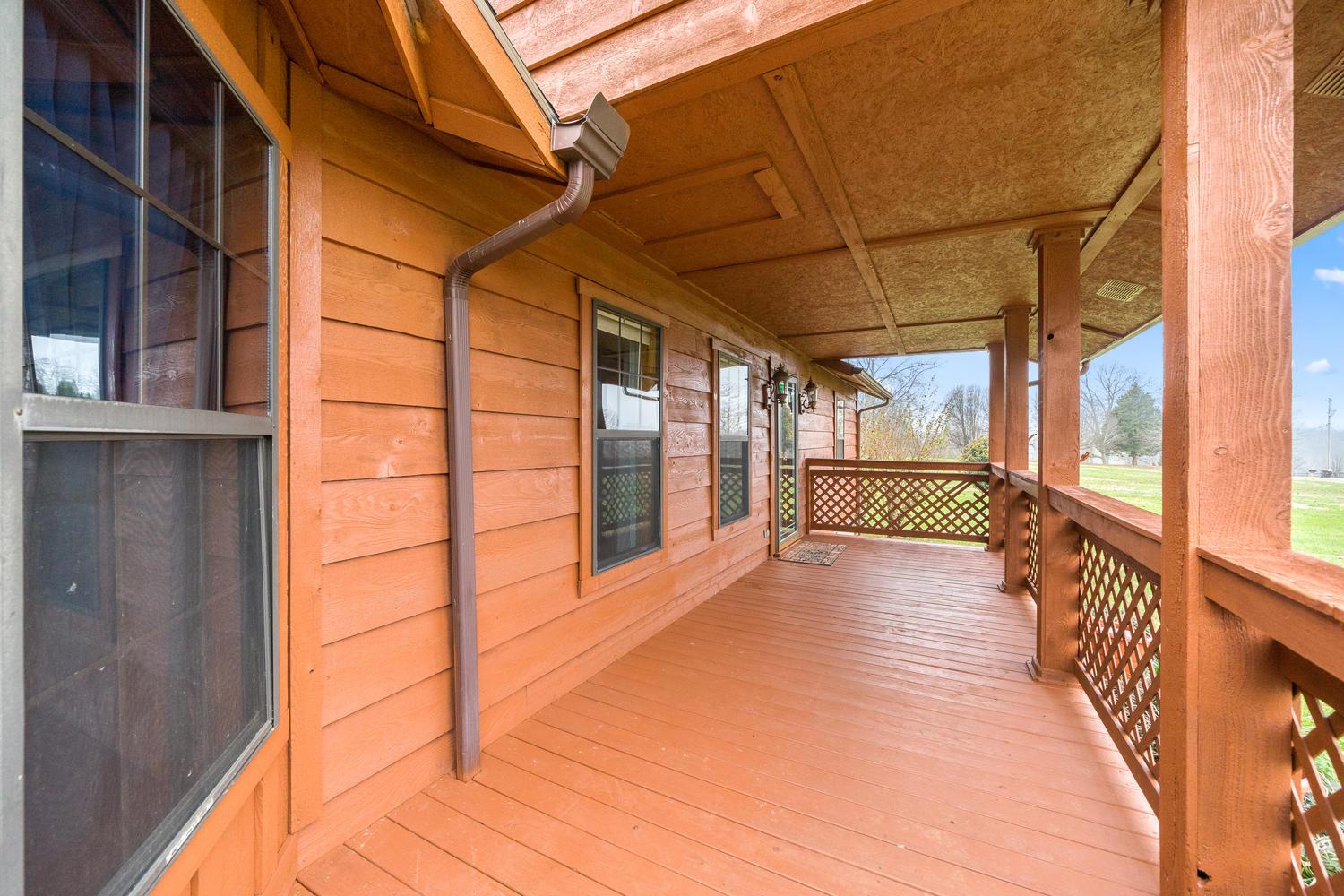 2450 Toler Road Woodlawn, TN 37191 - Photo 4 of 28 Gallery Image 4