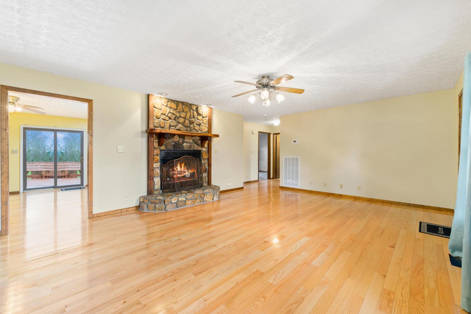 2450 Toler Road Woodlawn, TN 37191 - Photo 9 of 28 Gallery Image 9