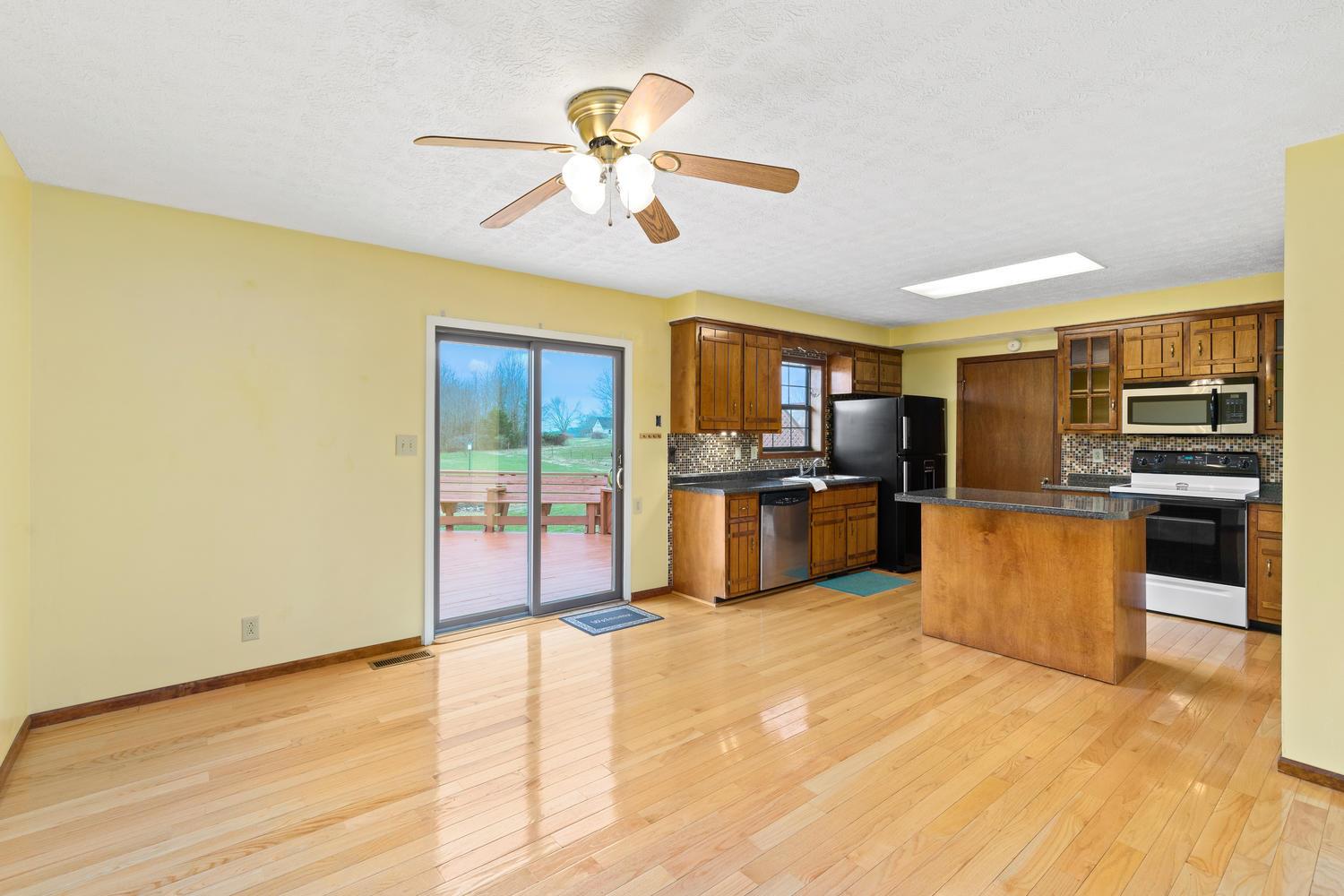 2450 Toler Road Woodlawn, TN 37191 - Photo 10 of 28 Gallery Image 10