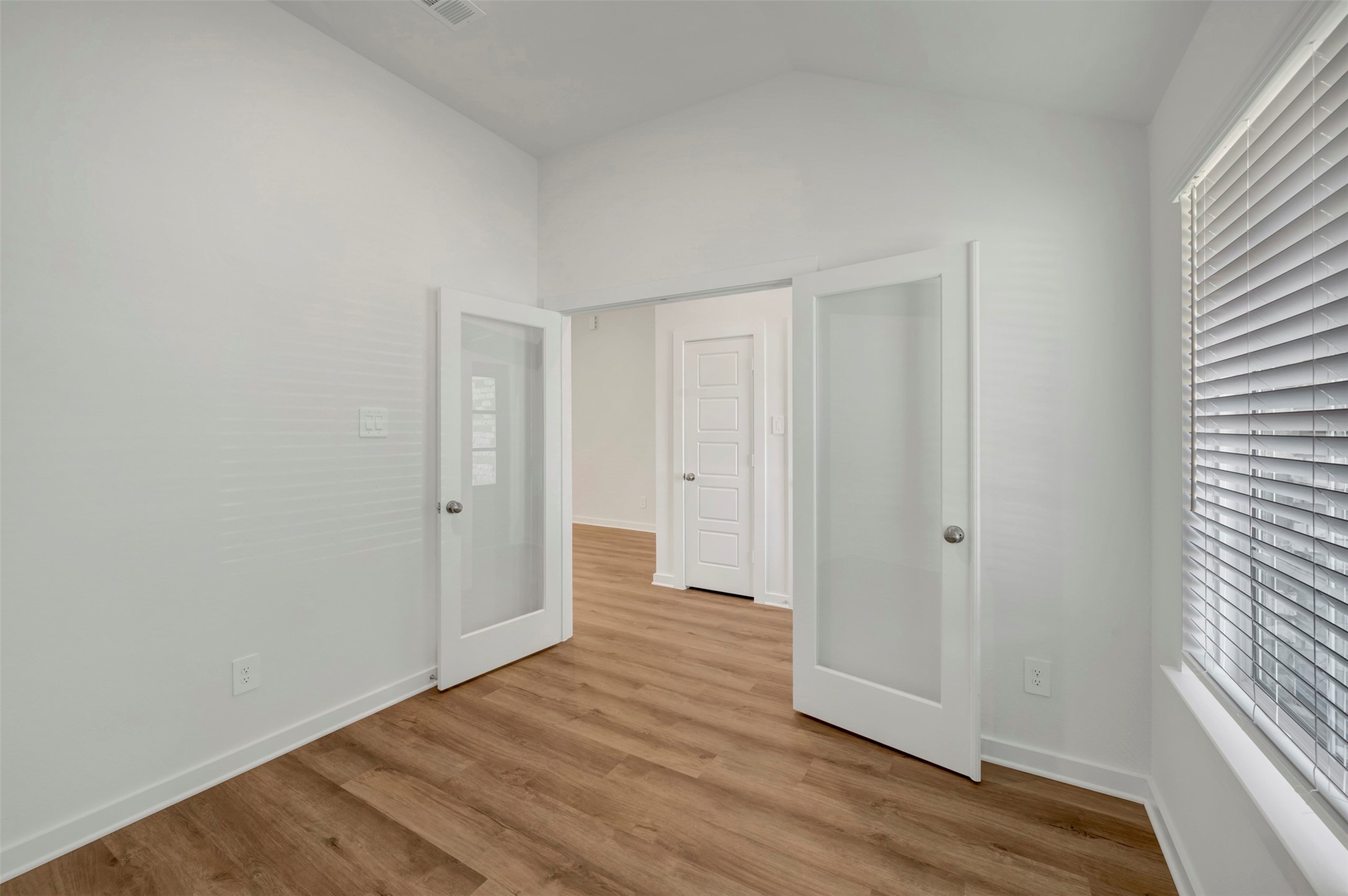 716 Hackberry Branch Magnolia, TX 77354 - Photo 16 of 32