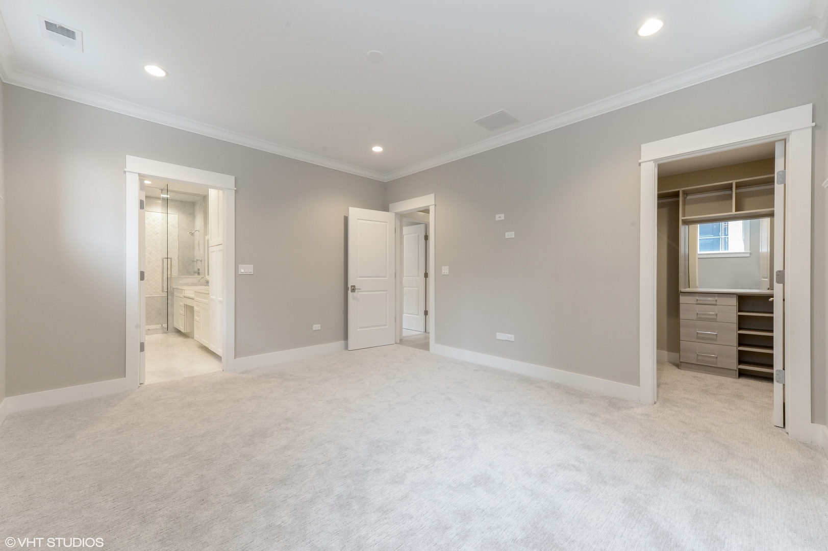 2143 North Racine Avenue, Unit 1 Chicago, IL 60614 - Photo 5 of 10 a view of empty room