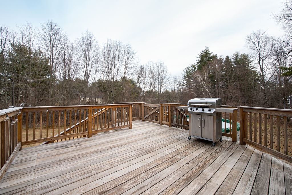 3 Perth Drive Stratham, NH 03885 - Photo 7 of 40 Gallery Image 7